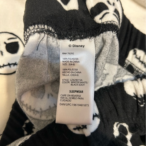 Nightmare before Christmas Disney pj set , size small (4-6) never worn brand new - Picture 4 of 4